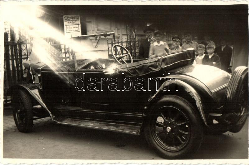 Fiat automobile on display, photo