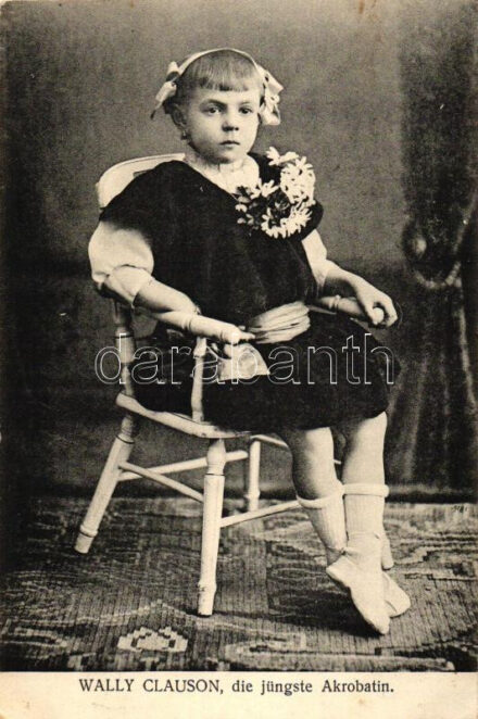 Wally Clauson, die jüngste Akrobatin / the youngest circus acrobat