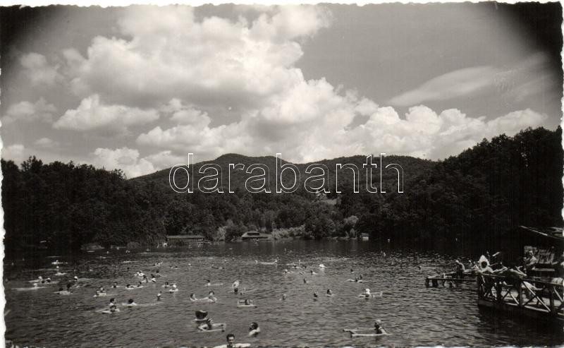 Szováta-fürdő, Sovata; Strand, fürdőzők / beach, bathing people