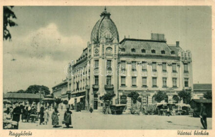 Nagykőrös, Városi bérház, piac, Várady üzlete (EK)