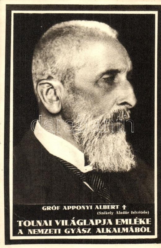 Gróf Apponyi Albert gyászlapja. Tolnai Világlapja emléke a nemzeti gyász alkalmából. Székely Aladár felvétele, hátoldalon információ / obituary card of Albert Apponyi (EK)