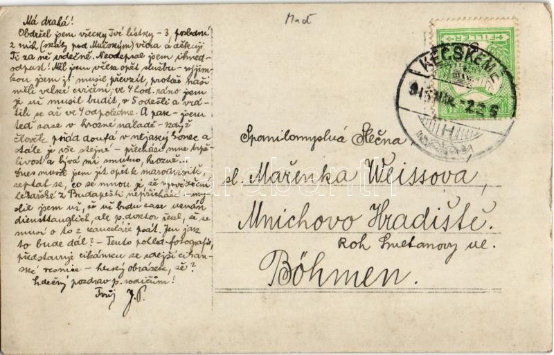 1916 Kecskemét, Cigányváros, cigarettázó cigánylány gyerekkel, folklór. photo - Image 2