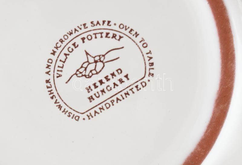 Herendi Village Pottery, majolika kagylós tálka, kézzel festett kerámia. Jelzett. Kopásnyomokkal. D: 16 cm - Image 2