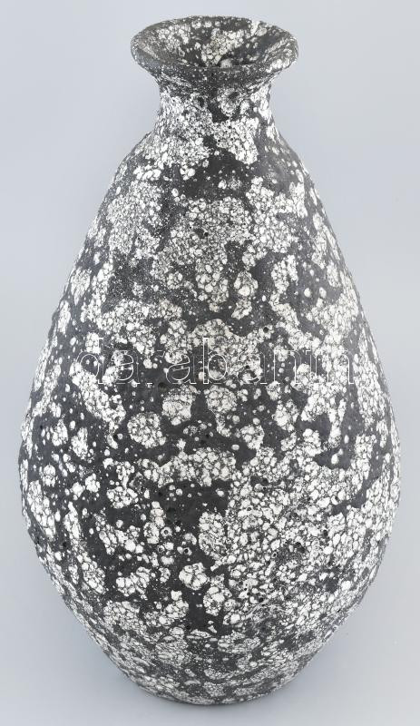 Bod Éva: Nagy méretű kerámia váza. Jelzett, hibátlan. 43 cm