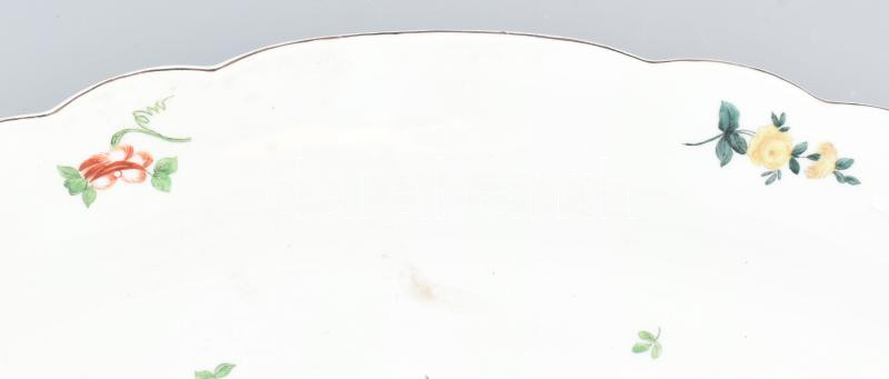 Ungvár virágmintás sültes tál, kézzel festett porcelán, 19, sz. második fele, korának megfelelő kopásokkal. 48x34cm - Image 2
