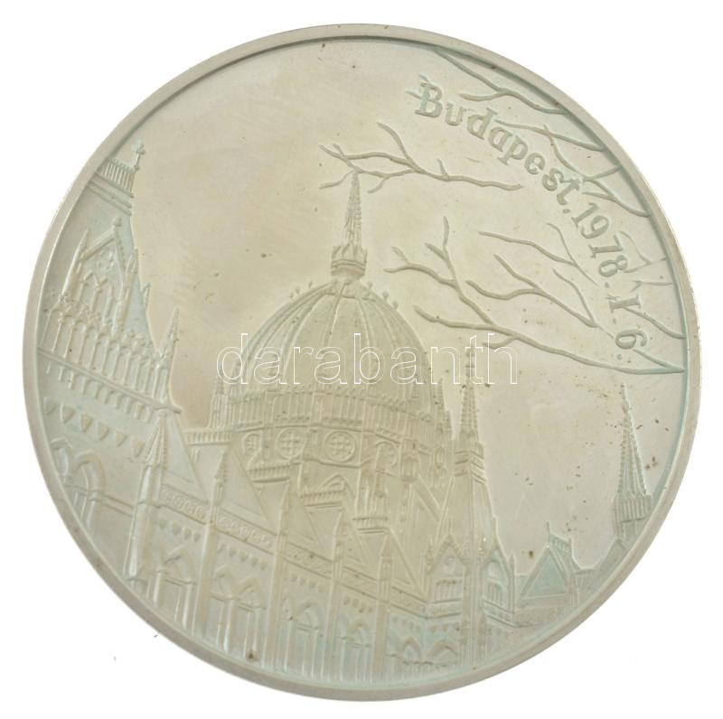 Fülöp Zoltán (1951-2004) 1978. 'Koronázási jelvények' kétoldalas jelzett Ag emlékérem plasztiktokban, tanúsítvánnyal (27g/0.925/42,5mm) T:1- (PP) patina, ujjlenyomat