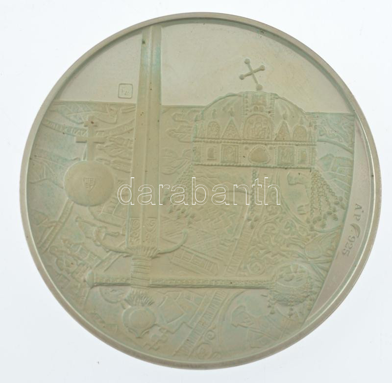 Fülöp Zoltán (1951-2004) 1978. 'Koronázási jelvények' kétoldalas jelzett Ag emlékérem plasztiktokban, tanúsítvánnyal (27g/0.925/42,5mm) T:1- (PP) patina, ujjlenyomat - Image 2