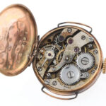 Arany (Au/14k) tokos és szíjas mechanikus karóra, jelzett, sérült, nem jár, bruttó: : 14,5g - Image 4