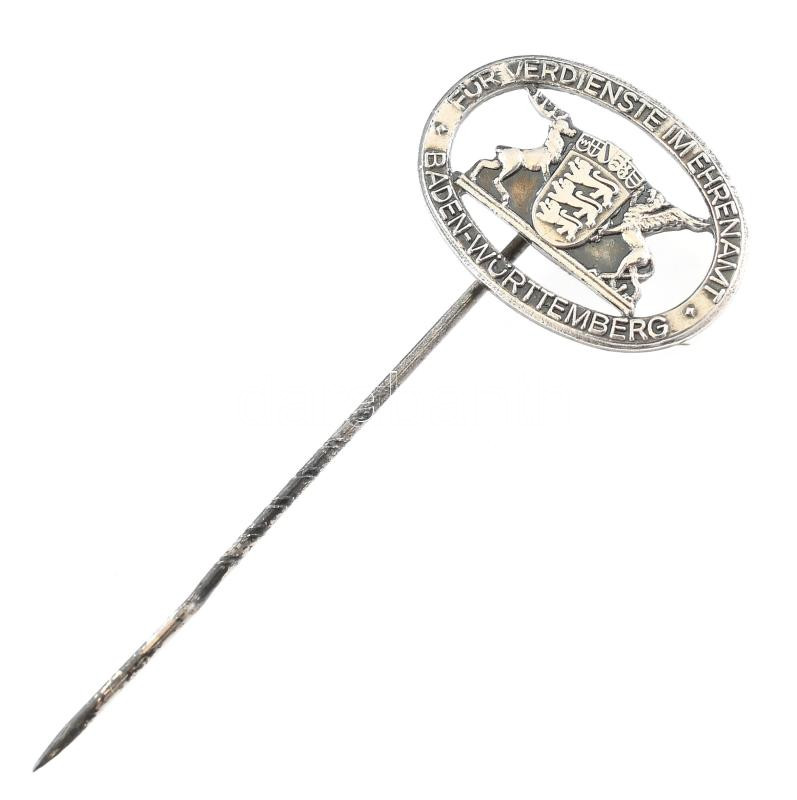 Ezüst (Ag) Baden-Württenberg kitűző, jelzett, d: 2 cm, nettó: 2,37g