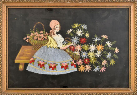 Dekoratív, régi üvegezett fa képkeret szövetképpel, hátoldalán Edelmann kispesti képkereskedő és keretező 1930 körüli címkéjével, belső méret: 28×40 cm