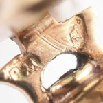 Arany (Au) 14K mandzsettagombpár obszidián-gyöngyös díszítéssel, jelzett, d: 1 cm, bruttó: 3,3 g - Image 4