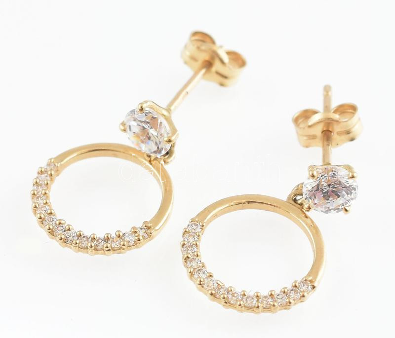 Arany (Au) 14K köves karikás fülbevalópár, jelzett, d: 1,2 cm, bruttó: 1,8 g
