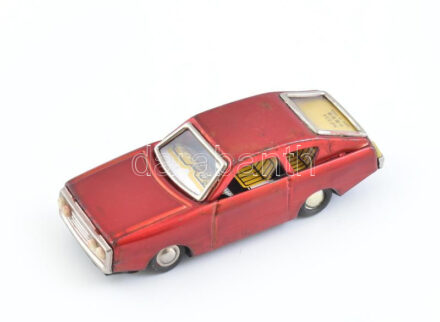 Kínai lemez játék kisautó cca 1970 kopásokkal 15 cm