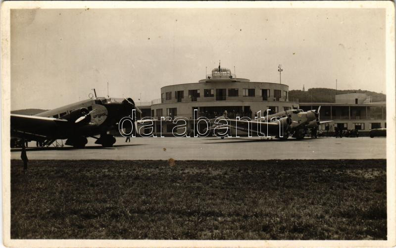 1940 Budaörs, Repülőtér, állomás épület, Lufthansa és Ala Littoria repülőgépek + reptéri bélyegzés
