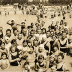 1937 Balatonalmádi, fürdőzők a strandon. vitéz Mészáros István photo