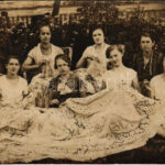 Felsőbánya, Baia Sprie; varró lányok / sewing ladies. Vagányi photo (EK)