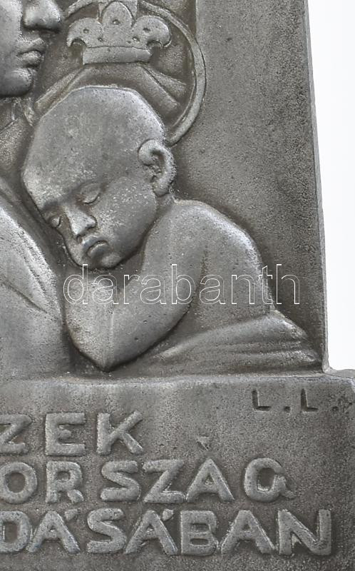 cca 1925 'Hiszek Magyarország feltámadásában' ón irredenta kisplasztika, L. L. jelzéssel, alabástrom talapzaton, m: 13 cm - Image 3