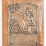 1935.09.29. Várm. verseny Kiszombor. Plakett. 21,5x15 cm, kopott fára applikált bronz.