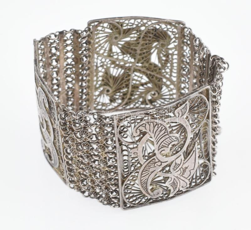 Ezüst (Ag) karperec, jelzés nélkül, d: 6cm, nettó: 46,5g