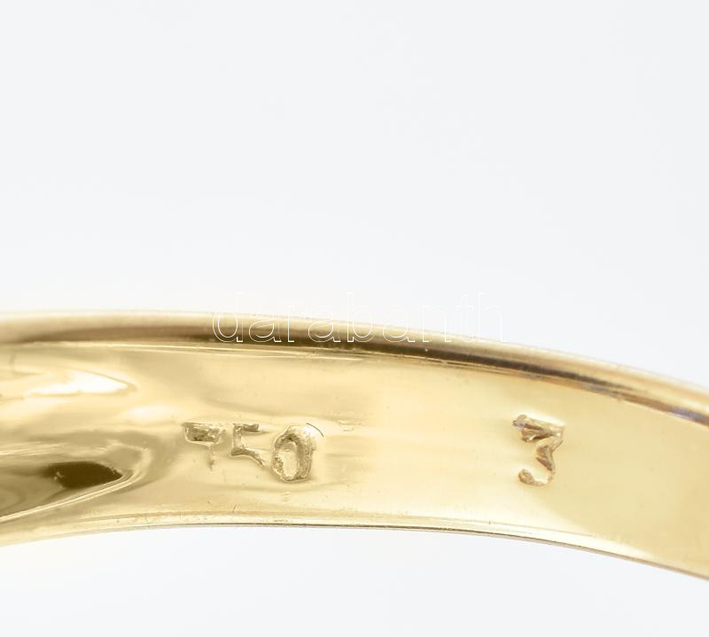 Arany (Au) 18K sárgaarany gyűrű 22db zafírral és 5db gyémánttal díszitve. Bruttó 4.1g, 54-es méret. - Image 3