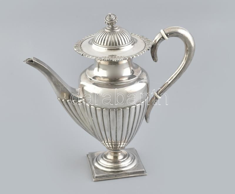 Ezüst (Ag) Bachruch teáskanna, jelzett, m: 27 cm, nettó: 791g