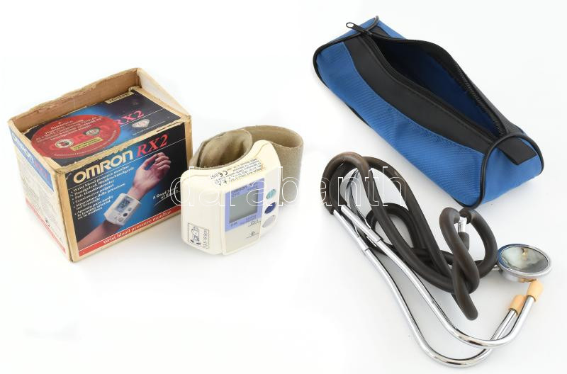 Régebbi sztetoszkóp + digitális csuklós vérnyomásmérő, nem kipróbált