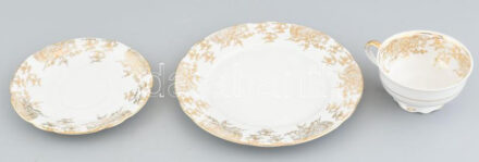 Bareuther Bavaria német porcelán reggeliző szett (csésze, alj és tányér). Matricás, jelzett, minimális kopással, d: 10 - 20 cm