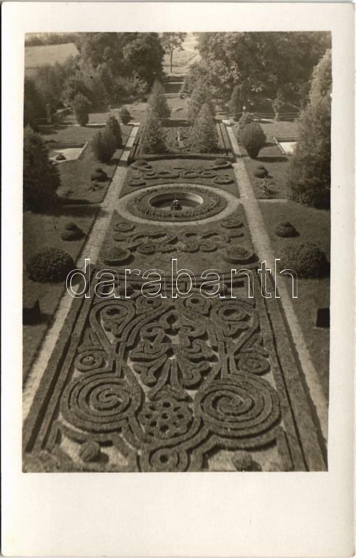 1929 Ikervár (Sárvár), Gróf Batthyány kastély előtti park szökőkúttal és halastavakkal. photo