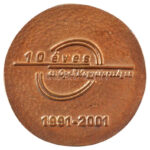 2001. '10 éves az Opel Magyarországon' bronz emlékérem eredeti dísztokban (53mm) T:1 - Image 2