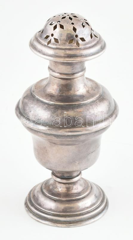 Ezüstözött cukorszóró, talpán kis deformációval, m: 14 cm