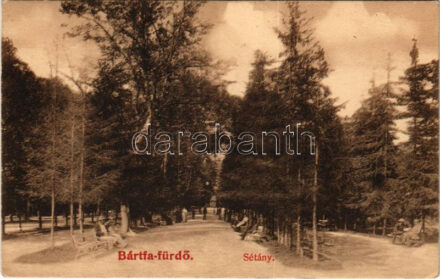 1910 Bártfa, Bártfafürdő, Bardejovské Kúpele, Bardiov, Bardejov; Sétány. Divald műintézete kiadása / promenade, spa (EK)