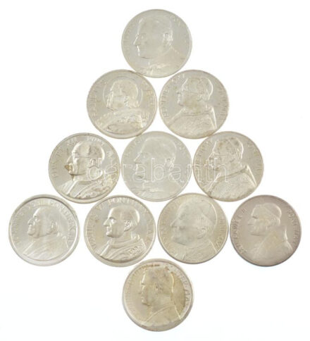 11db-os 'Pápa' fém emlékérem-tétel, benne II. János Pál, XII. Pius, XXIII. János, VI. Pál, XV. Benedek, I. János Pál T:1-2