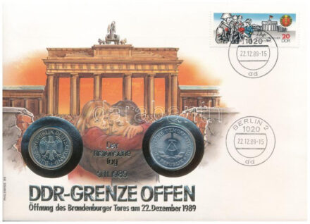 Németország / Német Demokratikus Köztársaság 1982 1M + 1989 1M 'Határnyitás' érmés borítékban, bélyeggel, bélyegzővel, német nyelvű leírással T:UNC Germany / German Democratic Republic 1982 1 Mark + 1989 1 Mark 'Open border' in