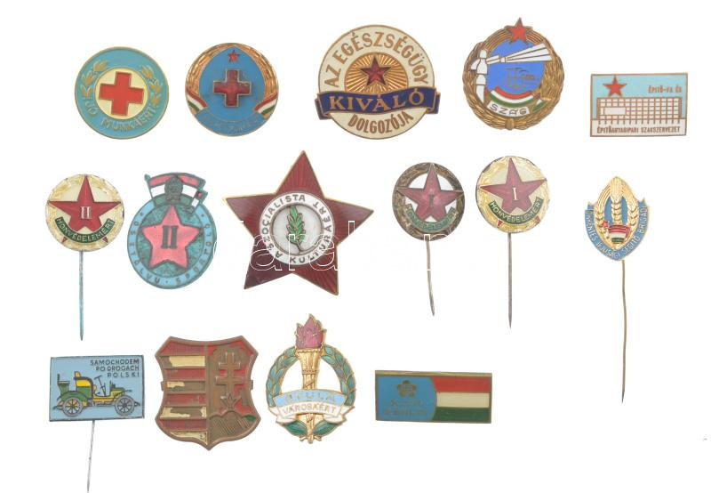 15 darabos műgyantás és zománcozott magyar jelvény tétel, főleg a szocialista időszakból T:1--2- közte kopott