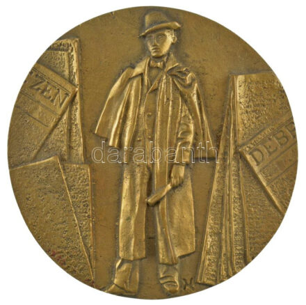 Váró Márton (1943-) DN 'Debrecen' egyoldalas bronz emlékérem (120mm) T:1-