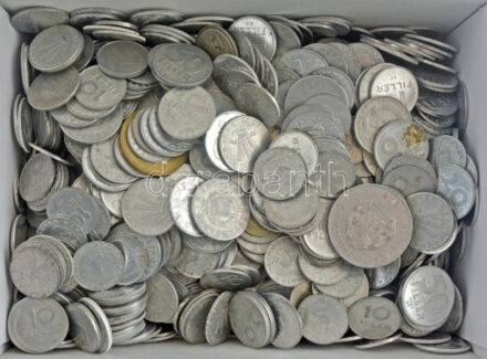 ~Vegyes, főleg magyar fillér érmetétel ~1,1kg súlyban, közte néhány német és osztrák érmével T:vegyes