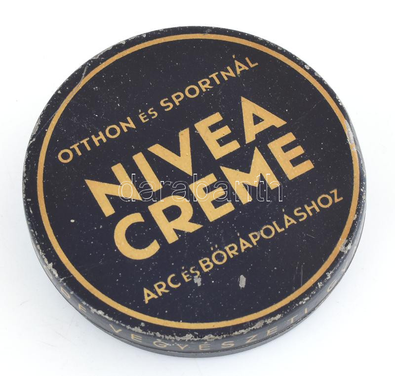 Nivea fém doboz, kopásnyomokkal, d: 7,5 cm