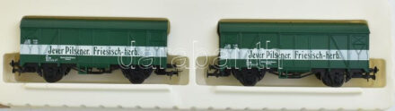 Liliput H0 229 03 cikkszámú vasútmodell, Jever Pilsener teherkocsi szett, újszerű állapotban, eredeti dobozában / Liliput H0 No. 229 03 model railway, Jever Pilsener freight carriage set, in good condition, in original box