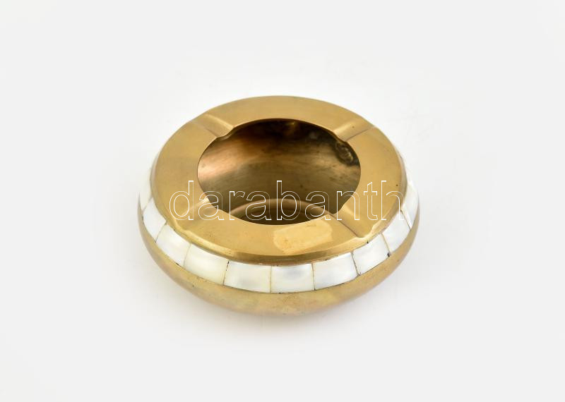Réz kagylóberakásos hamutál, kopott, d: 10 cm