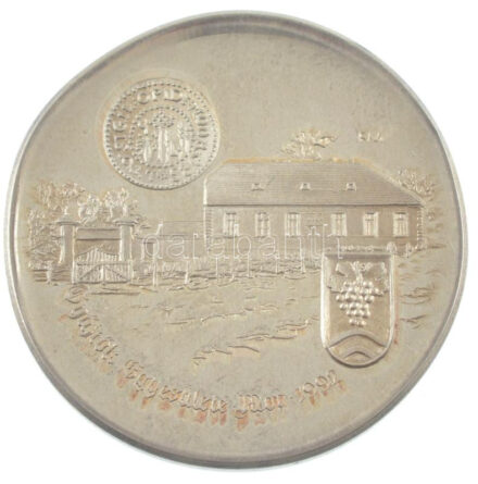 Fritz Mihály (1947-) 1992. 'Wekerle Sándor, Mór szülöttje emlékére / Gyűjtők Egyesülete - Mór' peremen 'SZG' jelzéssel jelzett Ag emlékérem (36,46g/0.925/~46mm) T:1-,2 látványos ezüstpróba reszelésnyom