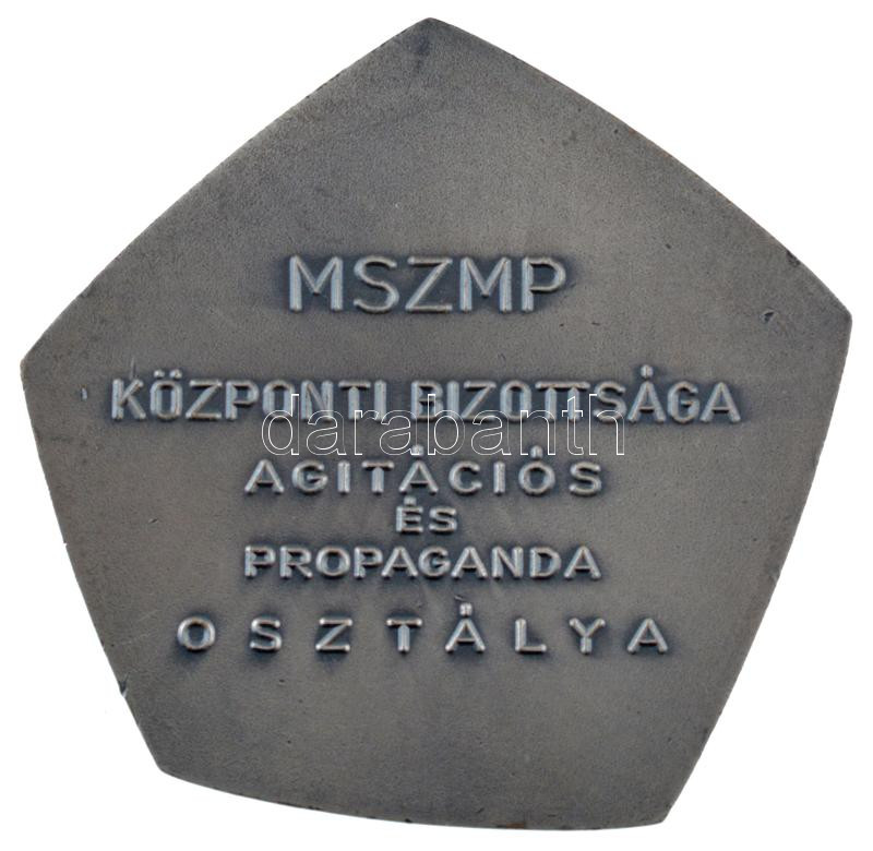 1968. '1918-1968 / MSZMP Központi Bizottsága Agitációs és Propaganda Osztálya' ezüstpatinázott bronz plakett (75x78mm) T:1- - Image 2