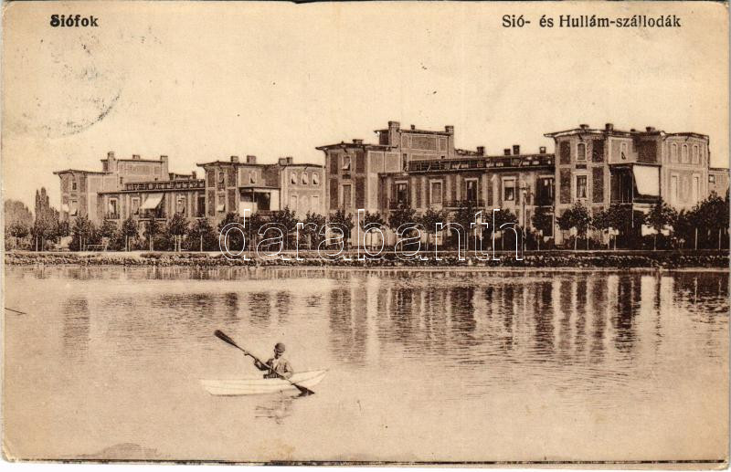 1921 Siófok, Sió- és Hullám szállodák, evezős csónak. Vasúti levelezőlapárusítás 3943. (vágott / cut)