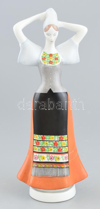 Aquincum matyó menyecske. Kézzel festett, jelzett, hibátlan, m:24 cm