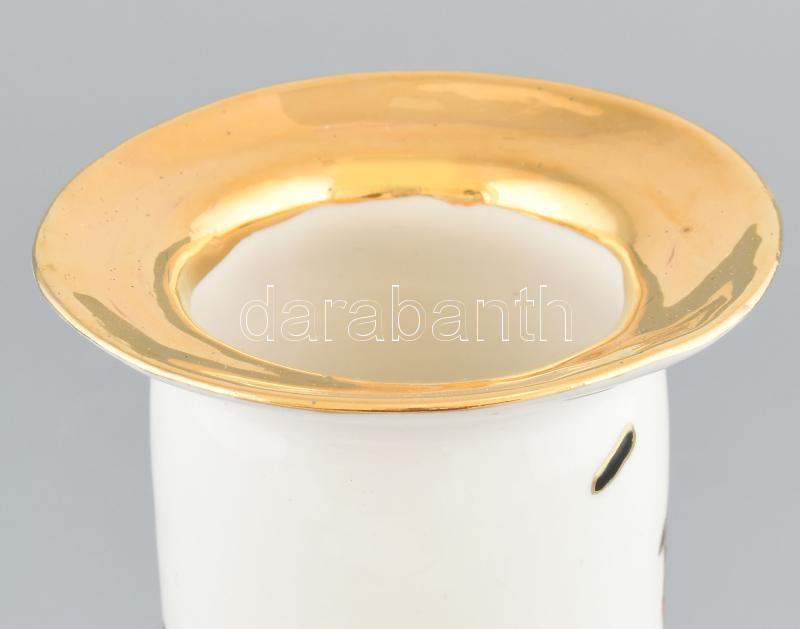 Segesdi Bori (?-): Váza. Mázas festett porcelán, jelzett, hibátlan 24 cm - Image 2