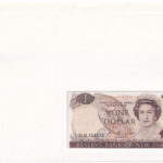 Új-Zéland 1985-1989. 1$ borítékban, alkalmi bélyeggel és bélyegzéssel T:I New Zealand 1985-1989. 1 Dollar in envelope with stamps and cancellations C:UNC - Image 2