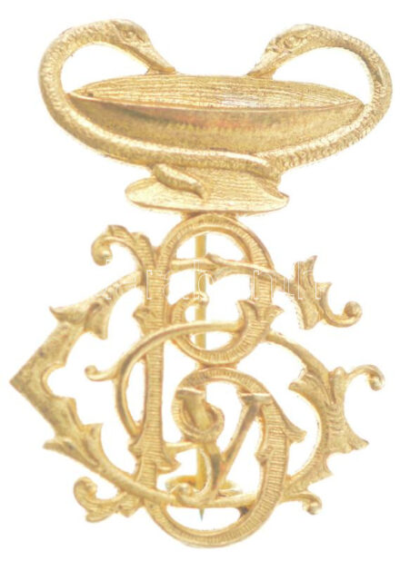 DN 'PGy' aranyozott fém patikus monogram kitűző (36x25mm) T:1-