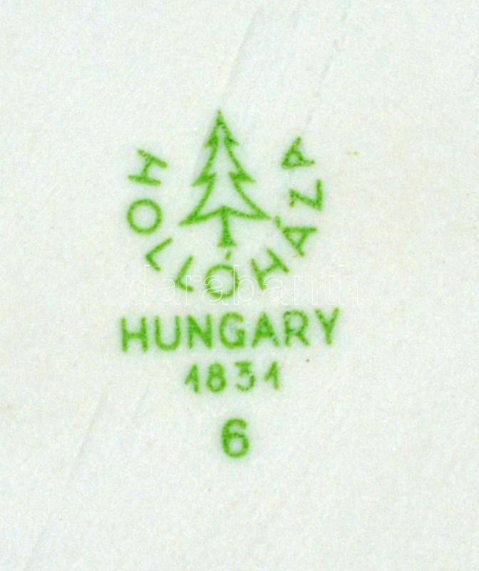 ~1970-1985. 'KIOSZ (Kisiparosok Országos Szövetsége) Kiváló szervezeti munkáért III' egyoldalas, festett porcelán plakett 'HOLLÓHÁZA HUNGARY' gyártói jelzéssel eredeti dobozban (140mm) + 'KIOSZ - Kisipari munkabrigád tag' festett - Image 2