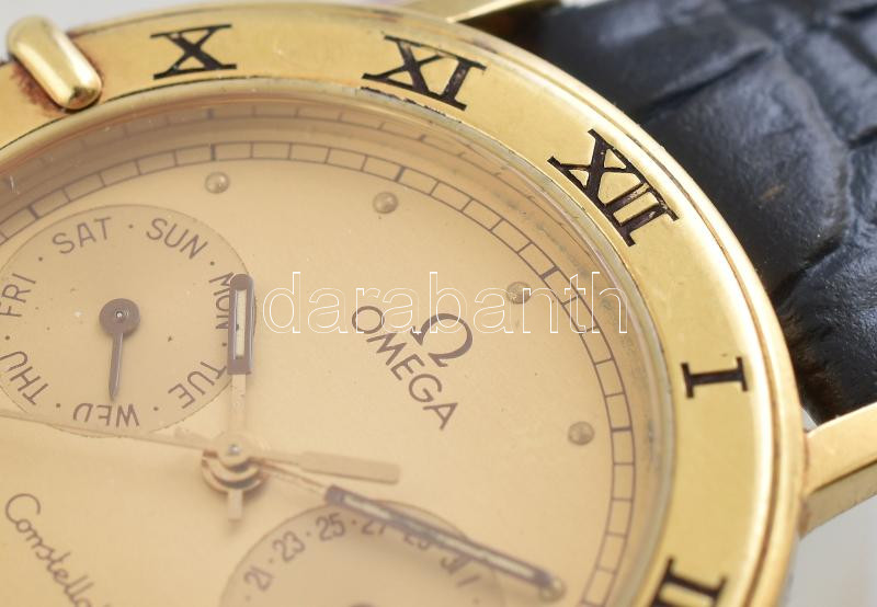 Omega Constellation dupla dátumos kvarc karóra. 18K arany (Au) tokkal. Jelzett. Új bőr szíjjal. 34 mm Működő, jó állapotban. Nettó 29 g - Image 2