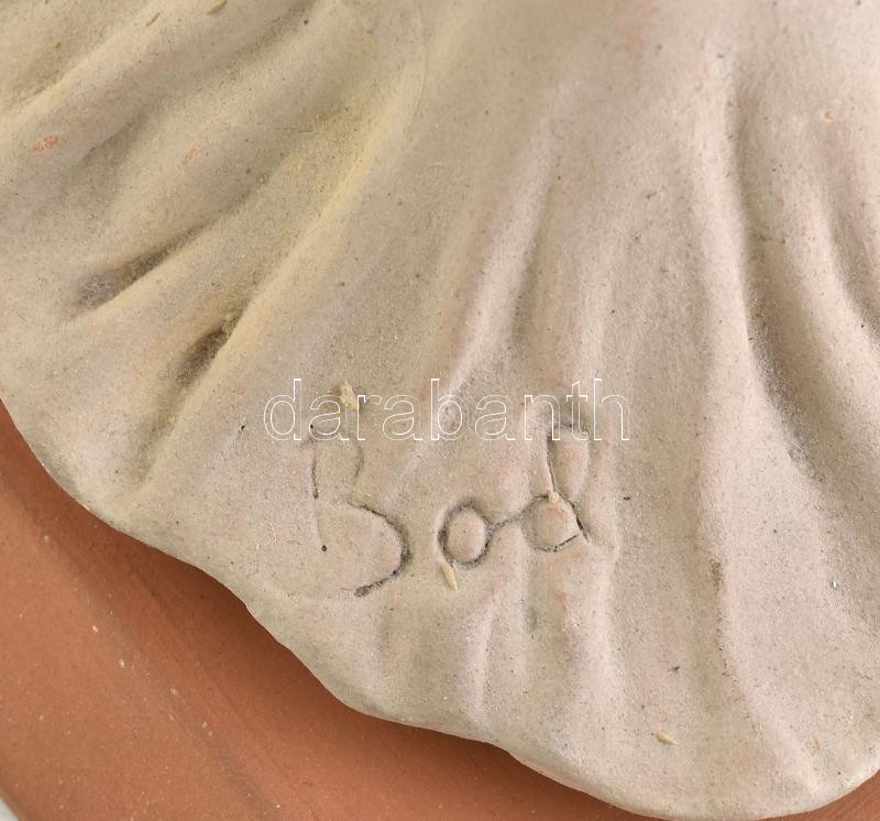 Bod Éva (1924-2004): Kislány, mázas kerámia figura, jelzett, kis kopásnyomokkal, nyaklánca sérült m: 21 cm - Image 3