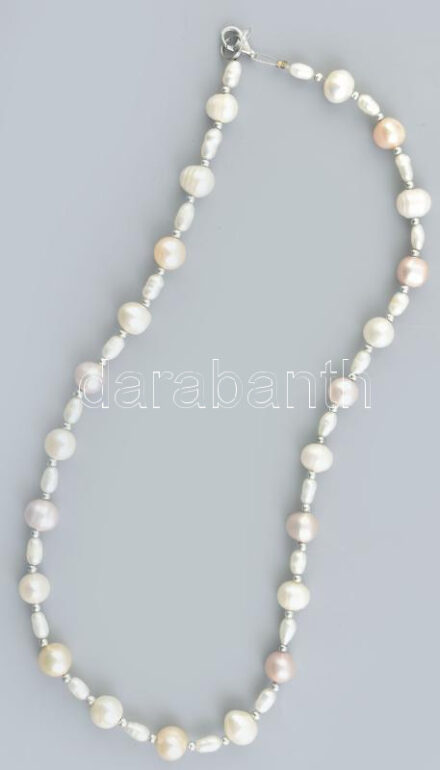 Tenyésztett gyöngy nyaklánc, h: 50 cm